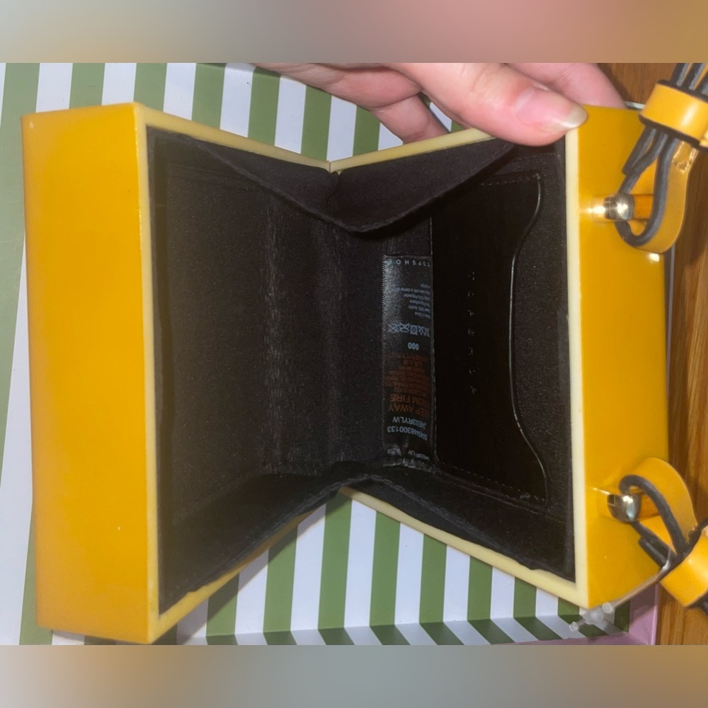 Yellow Topshop square cube micro acrylic purse - Picture 2 of 5